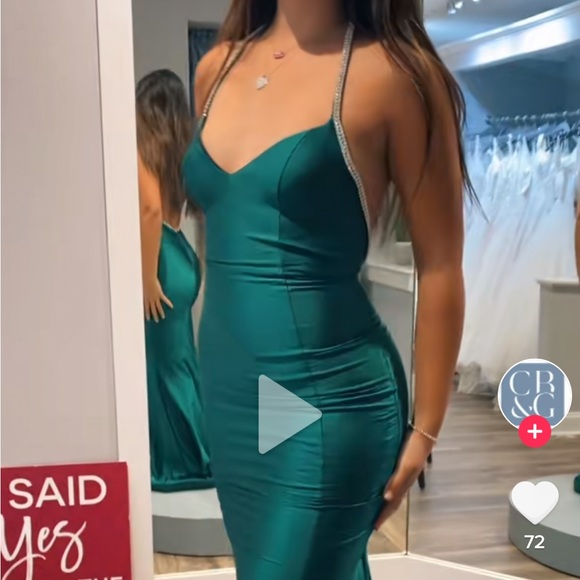 JESSICA ANGEL GREEN PROM DRESS - Picture 2 of 3